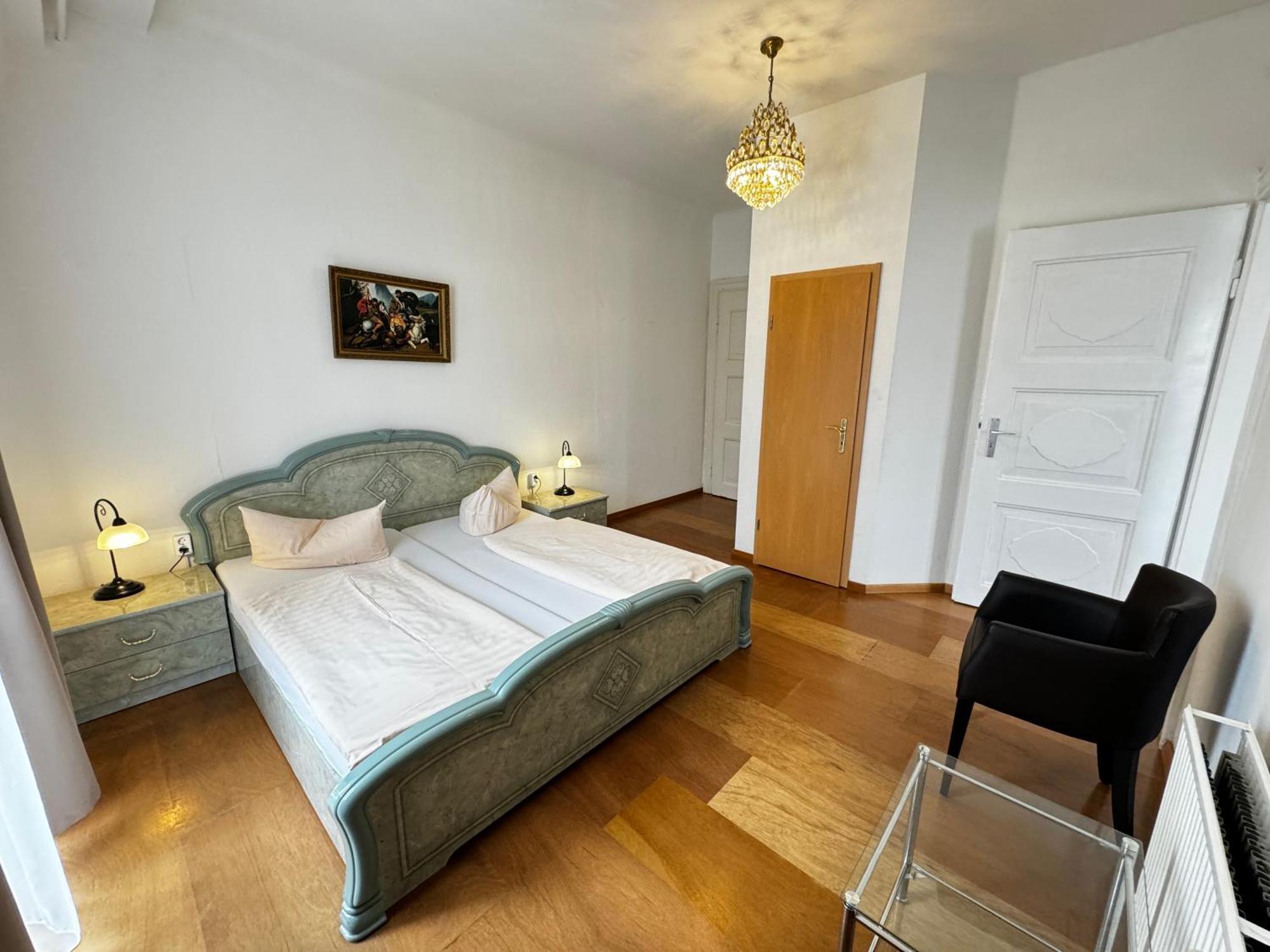 Hotel Zu Den Linden Dresde Extérieur photo