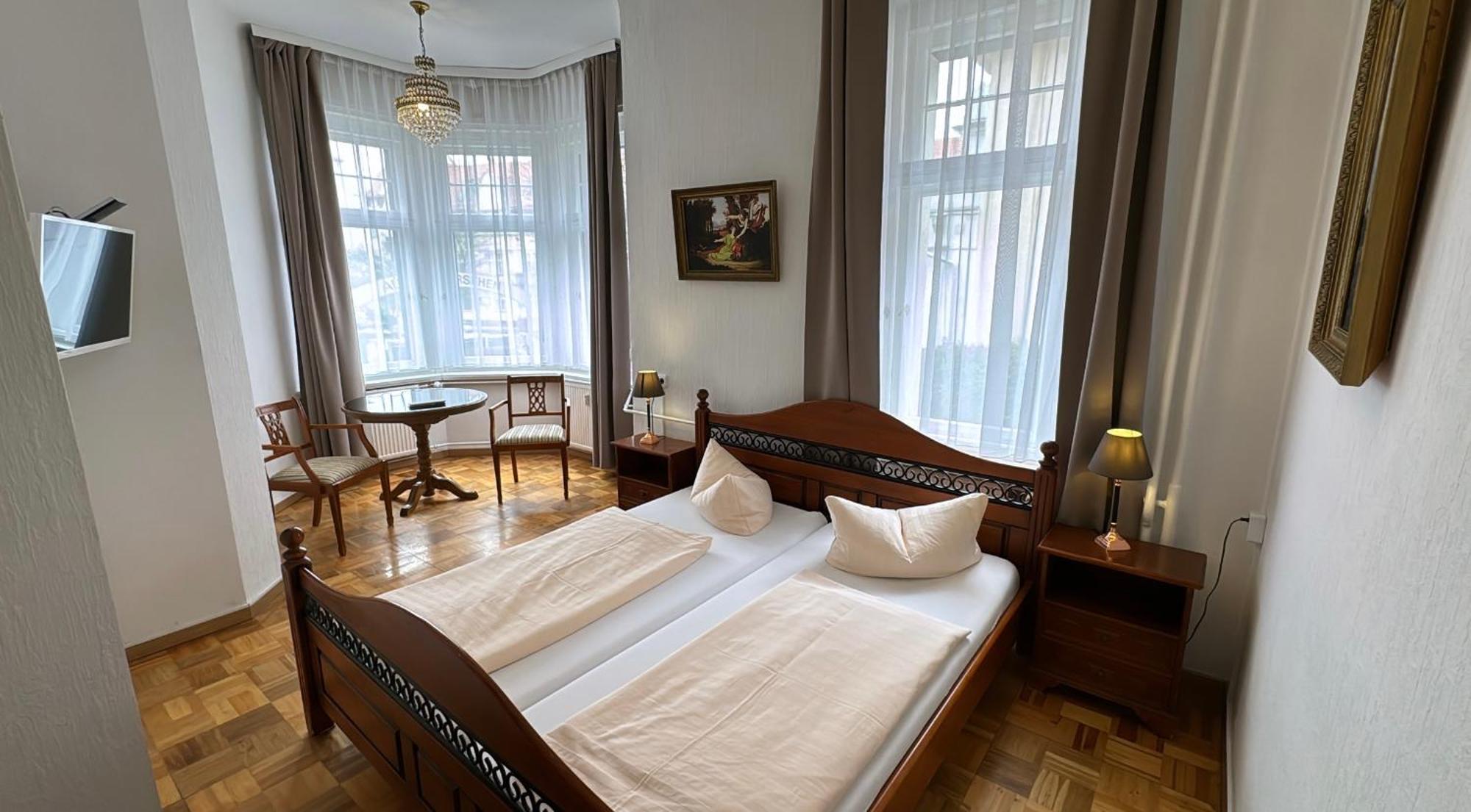 Hotel Zu Den Linden Dresde Extérieur photo