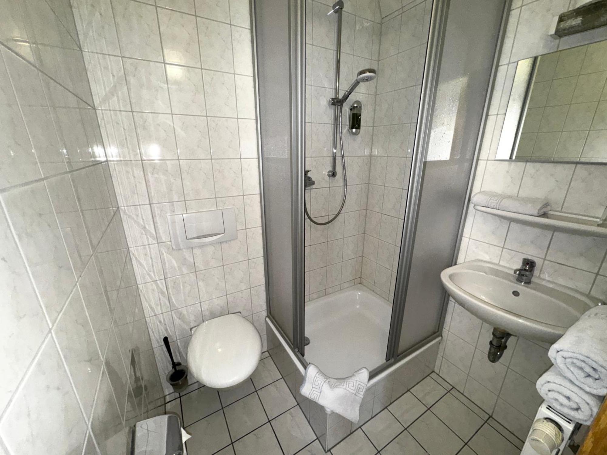 Hotel Zu Den Linden Dresde Extérieur photo