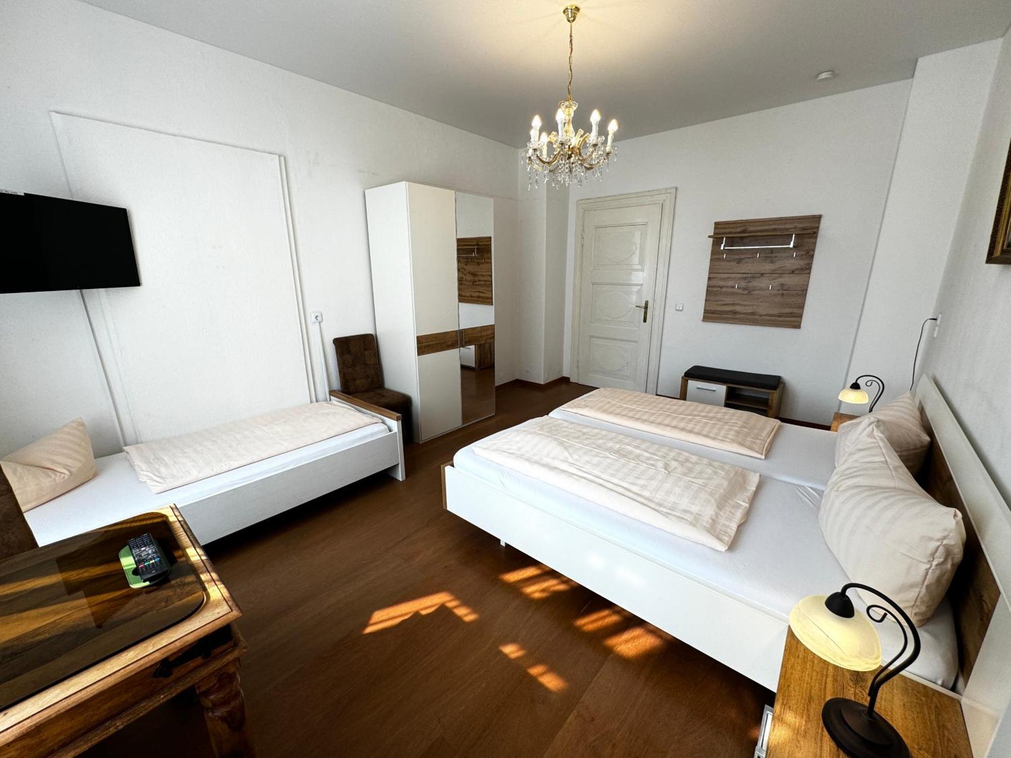 Hotel Zu Den Linden Dresde Extérieur photo