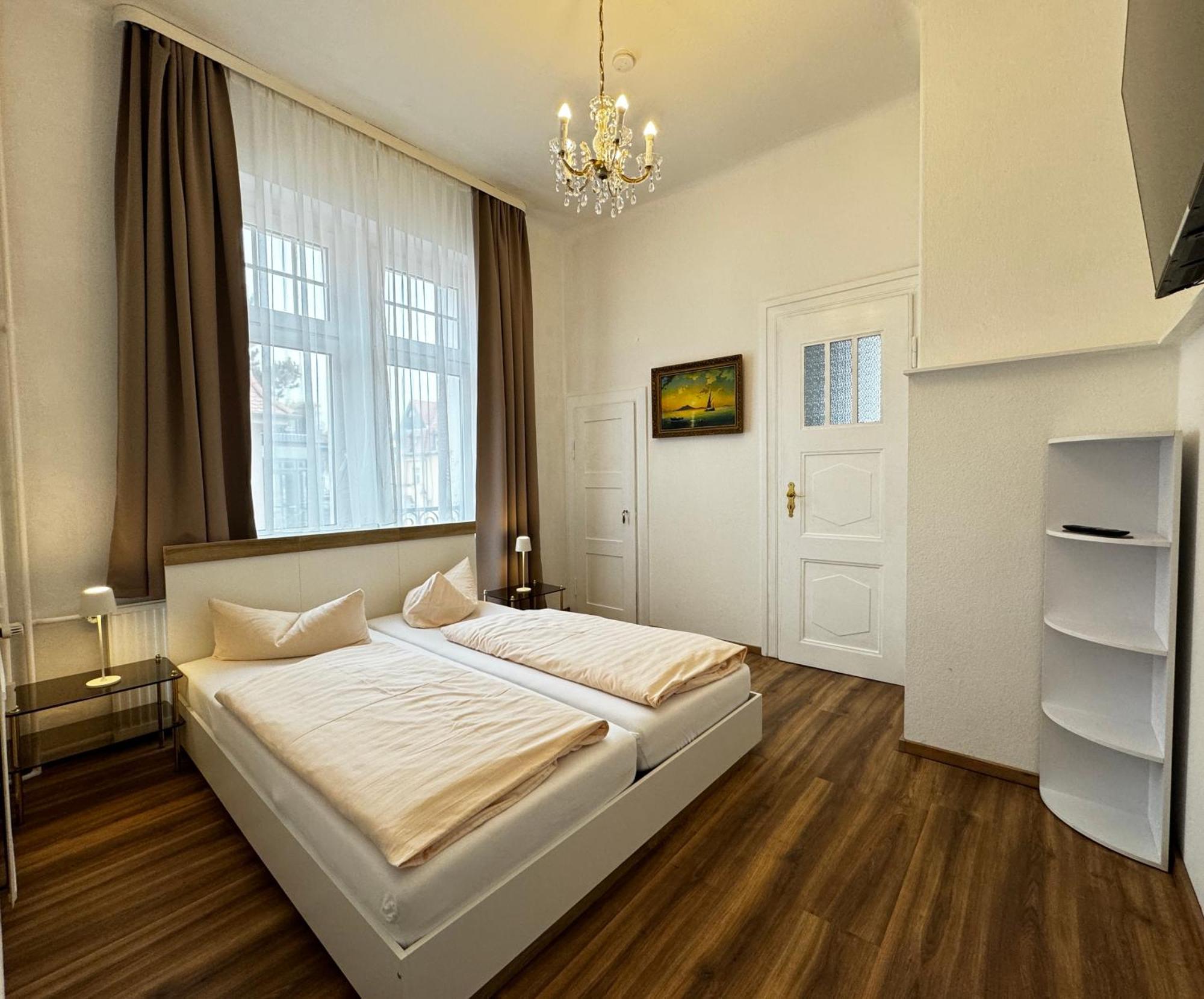 Hotel Zu Den Linden Dresde Extérieur photo