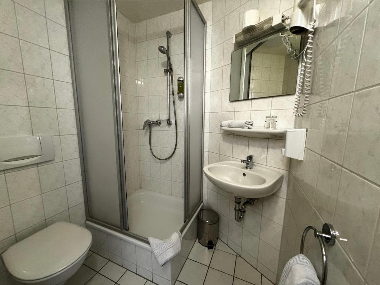 Hotel Zu Den Linden Dresde Extérieur photo