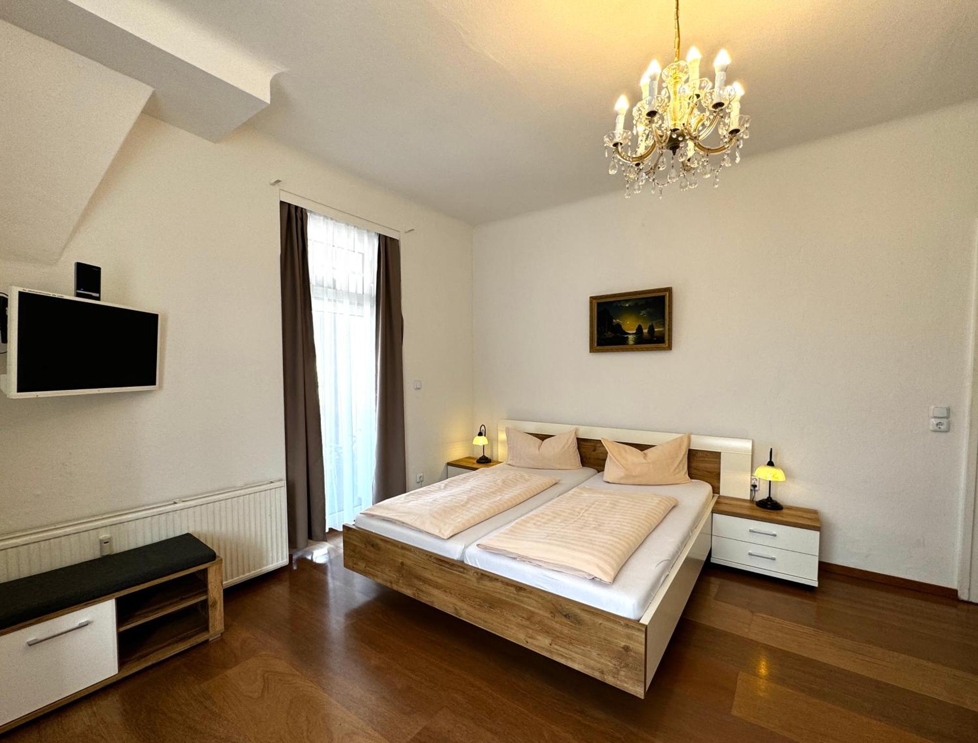 Hotel Zu Den Linden Dresde Extérieur photo
